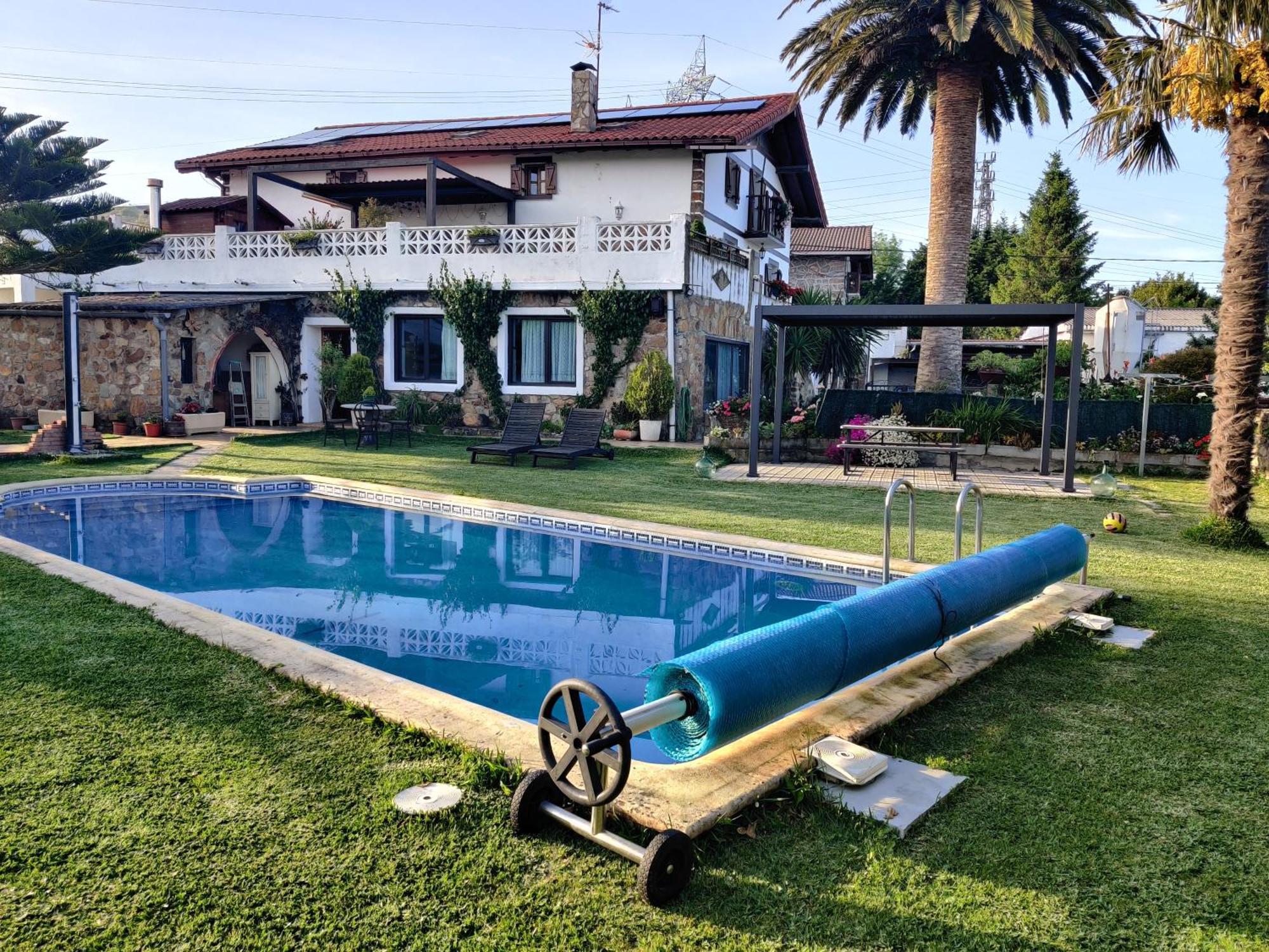 Bilbo Near Atico Rural Con Terraza Apartment Basauri Bagian luar foto