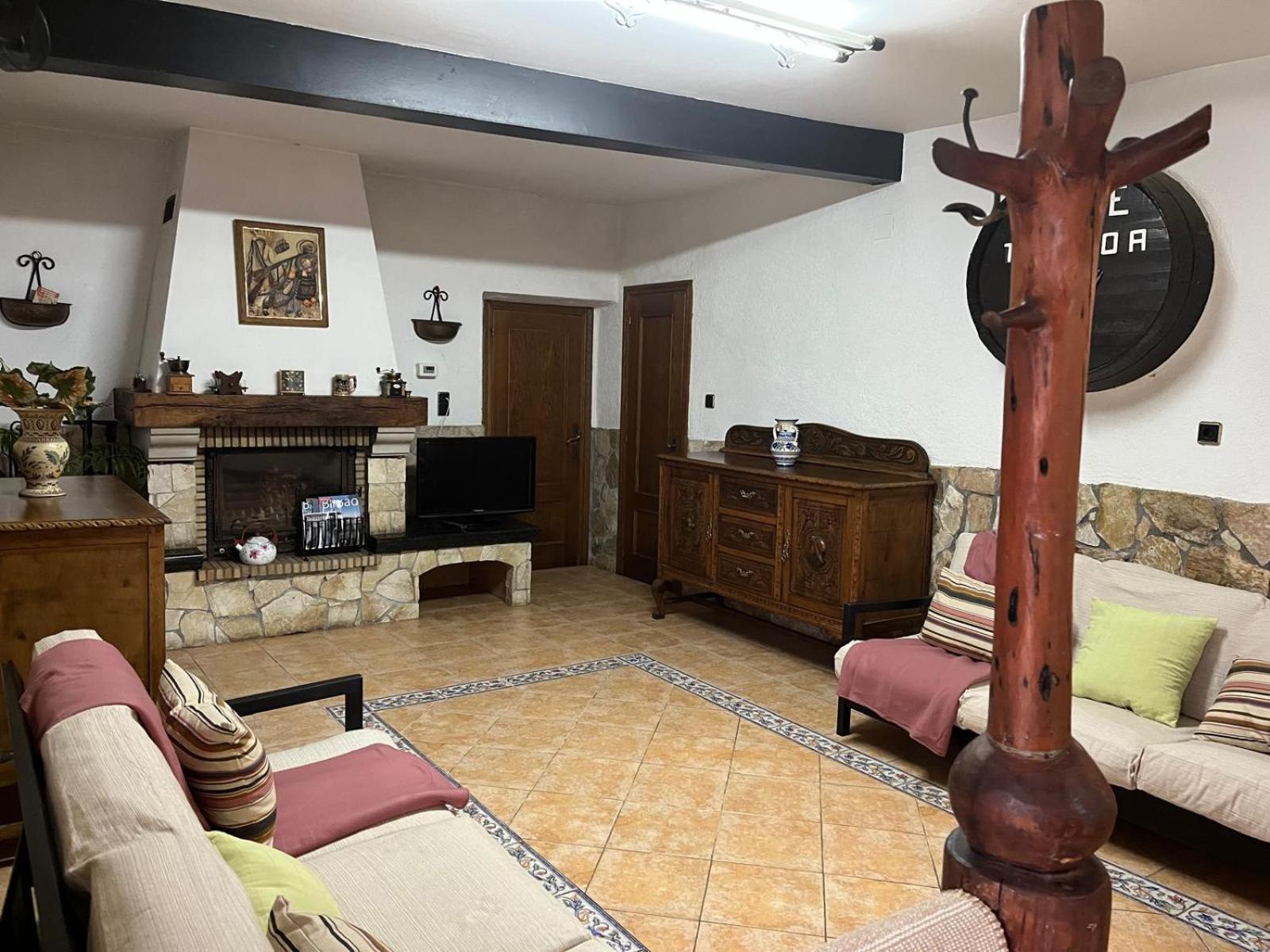 Bilbo Near Atico Rural Con Terraza Apartment Basauri Bagian luar foto